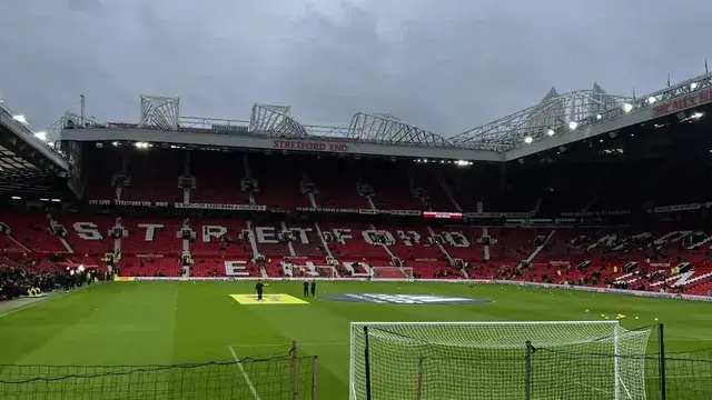 Old Trafford Image