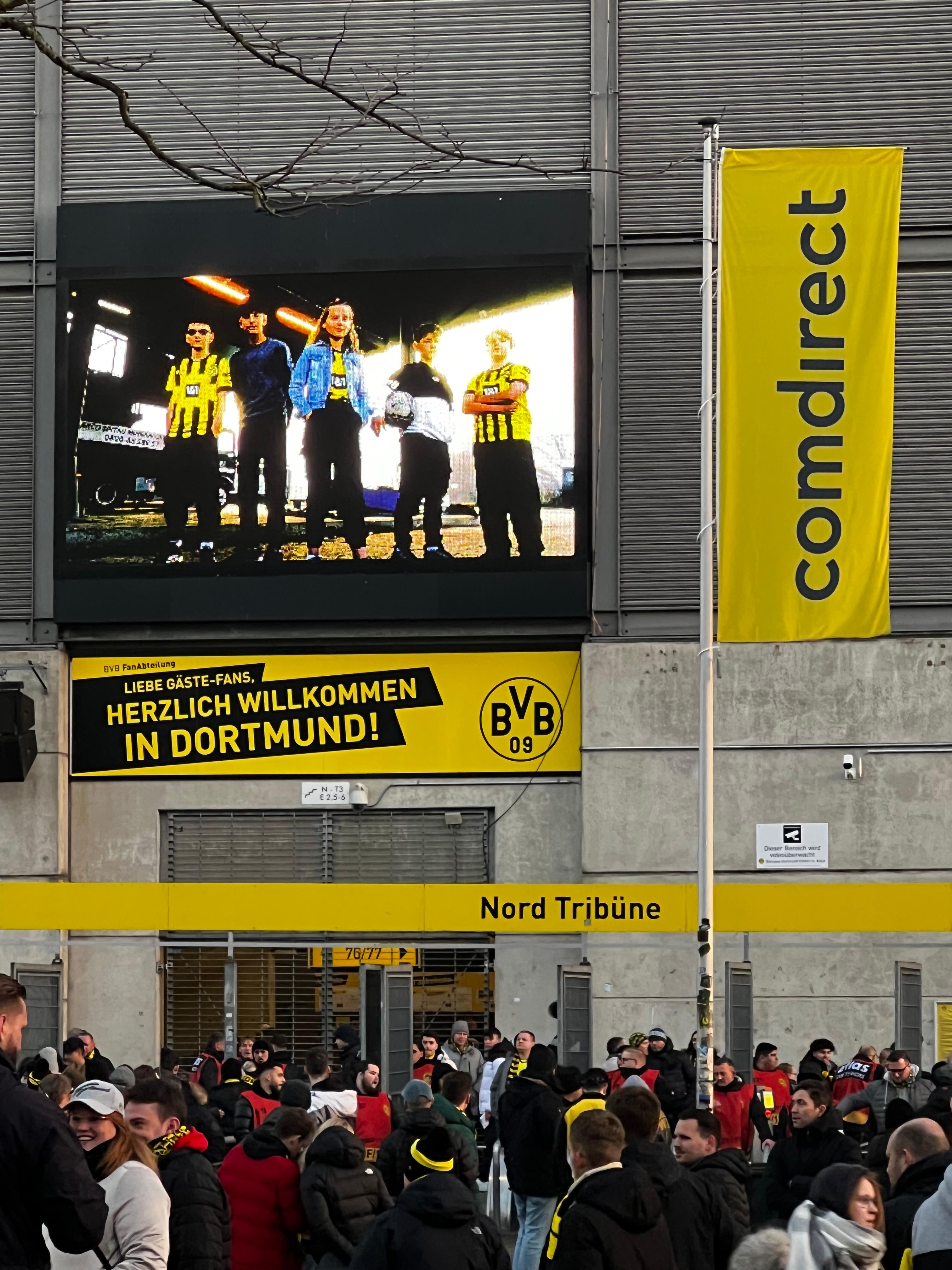 Outside view of Signa Iduna Park during match day